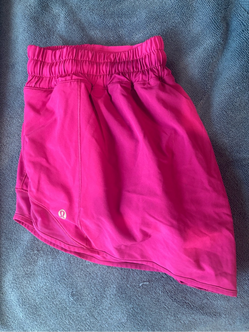Fuchsia lululemon 2 inch inseam size 10 shorts